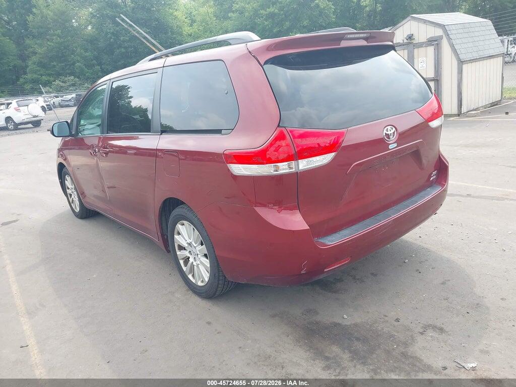 5TDDK3DC6ES076179 2014 TOYOTA SIENNA photo no. 3
