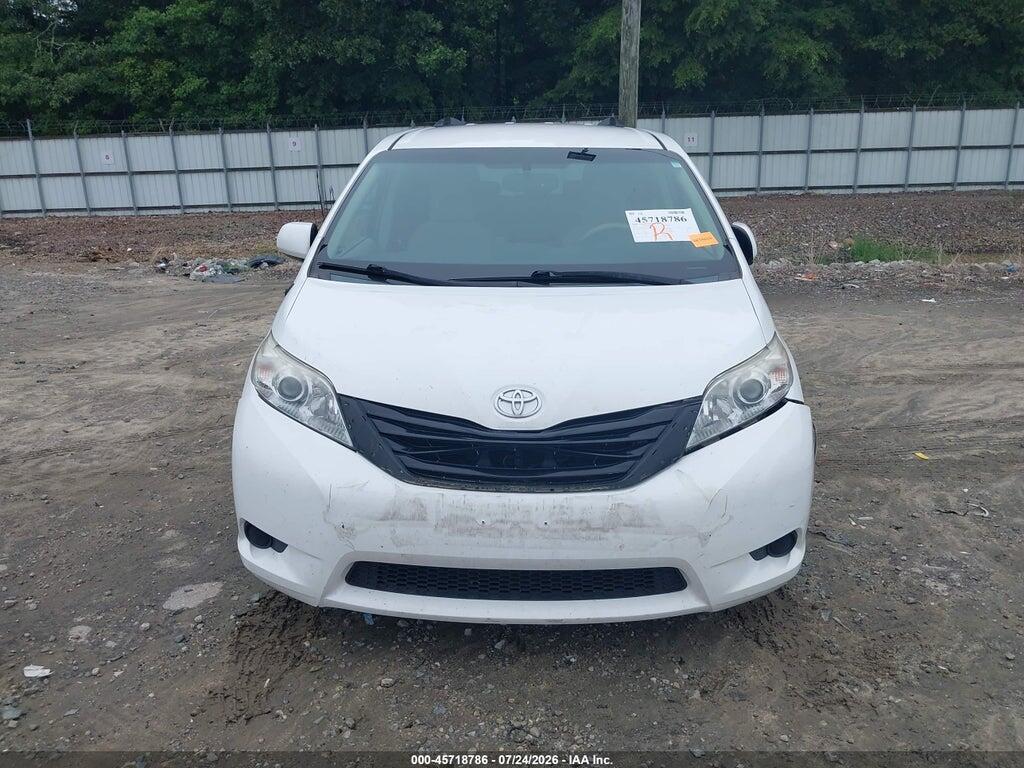 5TDKK3DCXES496552 2014 TOYOTA SIENNA photo no. 12