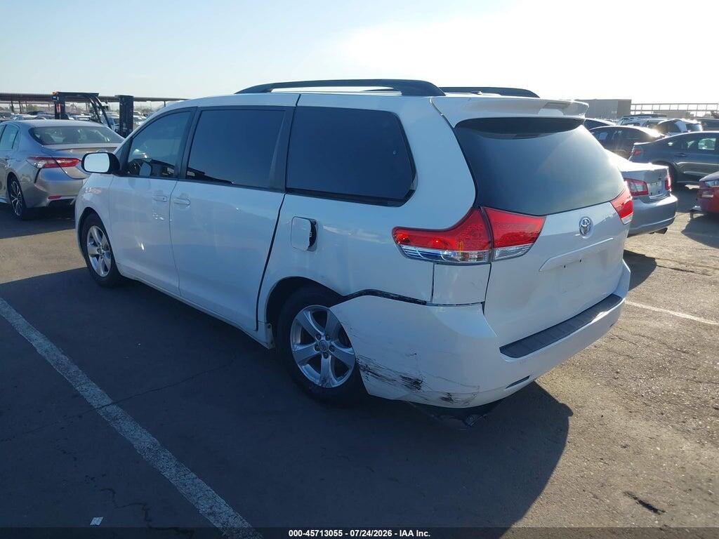 5TDKK3DC7ES430671 2014 TOYOTA SIENNA photo no. 3