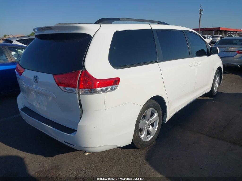 5TDKK3DC7ES430671 2014 TOYOTA SIENNA photo no. 4