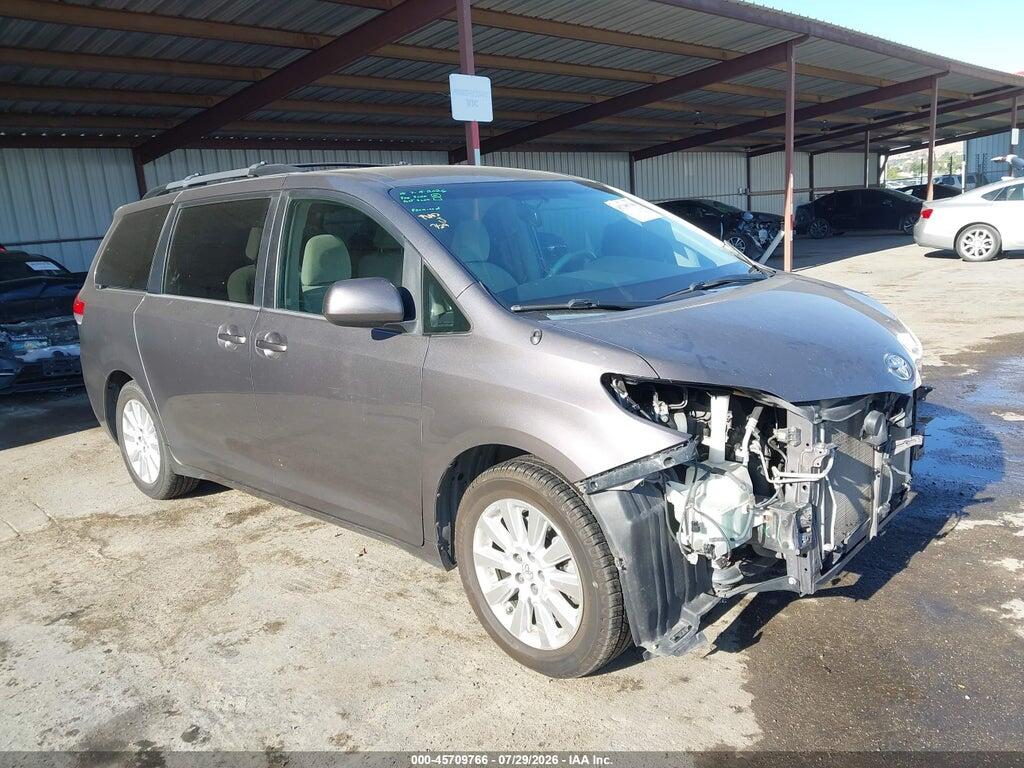5TDJK3DC1ES080000 2014 TOYOTA SIENNA photo no. 1
