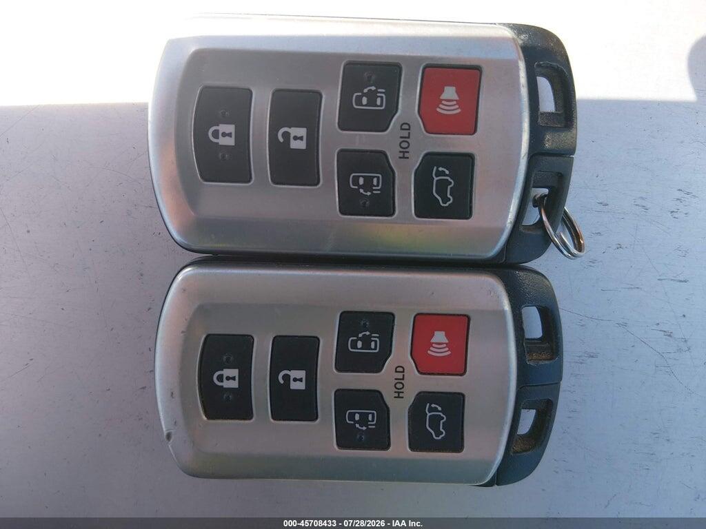5TDDK3DC2ES079399 2014 TOYOTA SIENNA photo no. 11