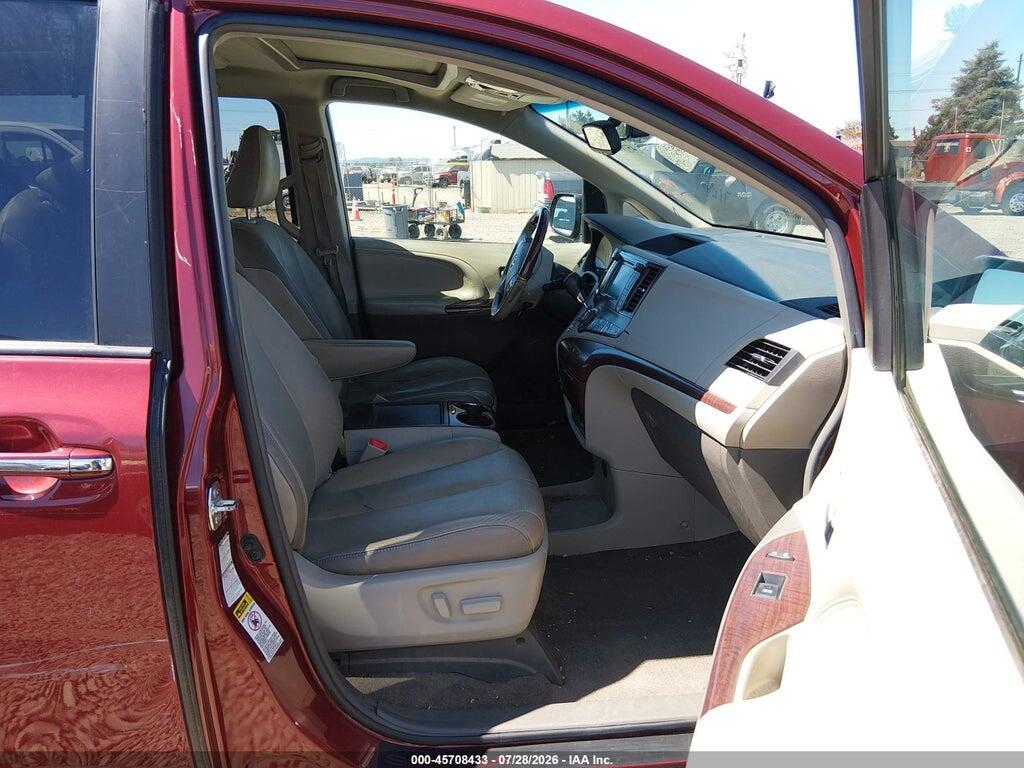 5TDDK3DC2ES079399 2014 TOYOTA SIENNA photo no. 5