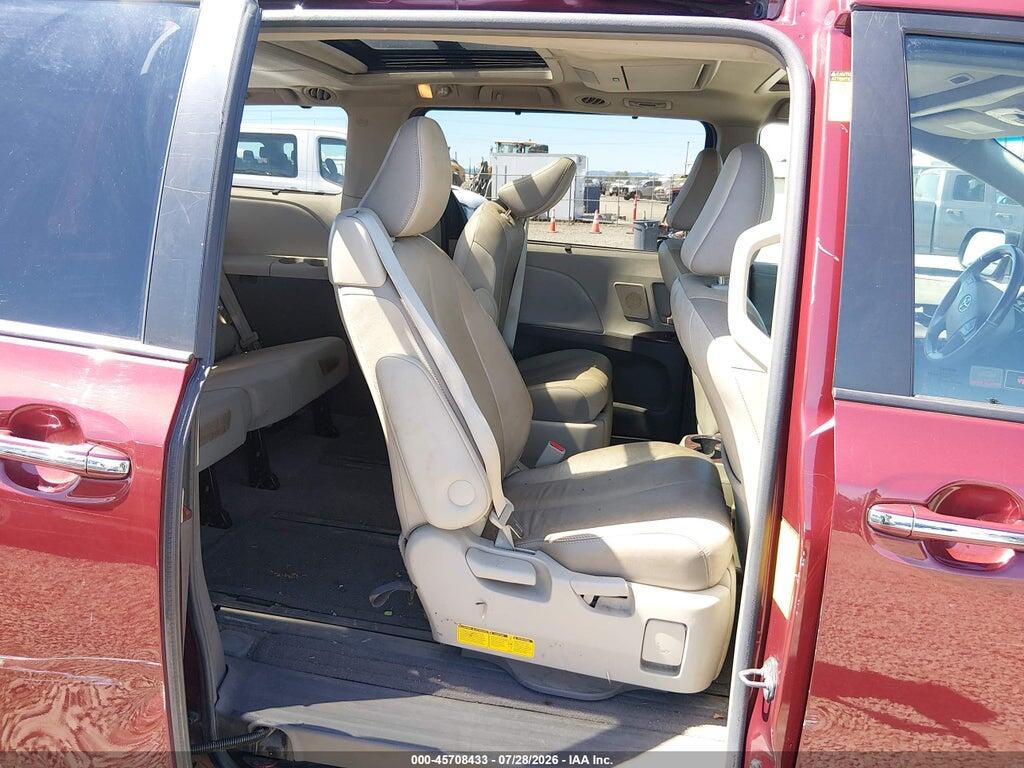 5TDDK3DC2ES079399 2014 TOYOTA SIENNA photo no. 8