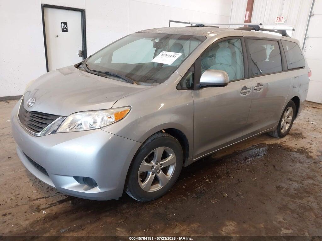5TDKK3DC7ES486609 2014 TOYOTA SIENNA photo no. 2