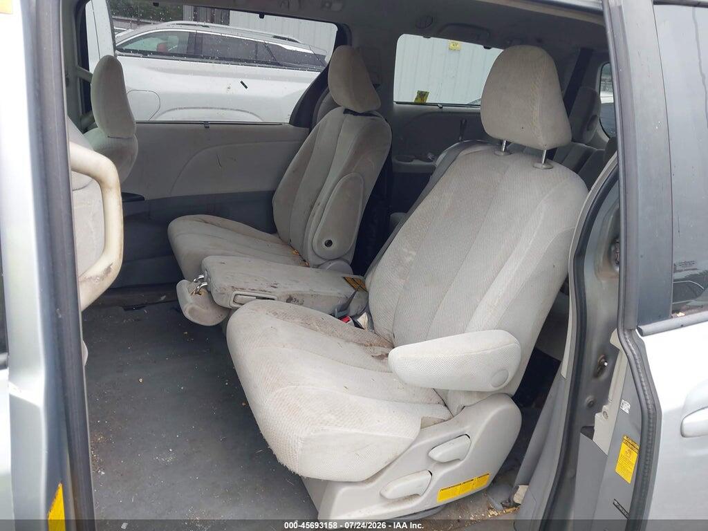 5TDKK3DCXES483459 2014 TOYOTA SIENNA photo no. 8