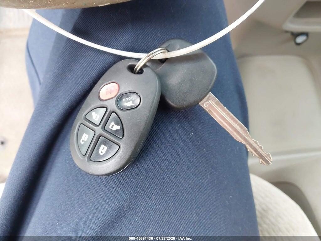 5TDKK3DCXES525659 2014 TOYOTA SIENNA photo no. 11