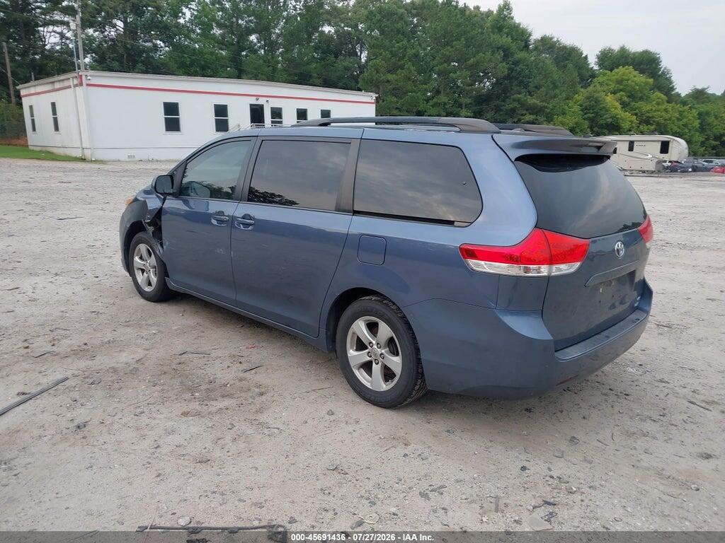 5TDKK3DCXES525659 2014 TOYOTA SIENNA photo no. 3
