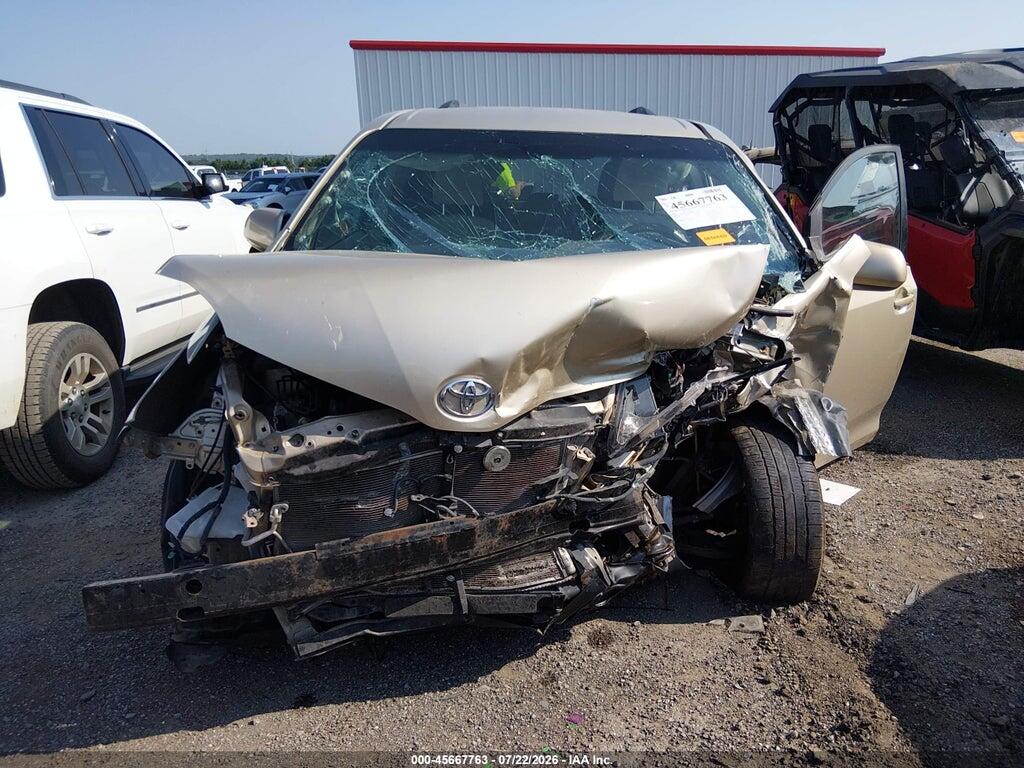 5TDKK3DCXES430681 2014 TOYOTA SIENNA photo no. 12