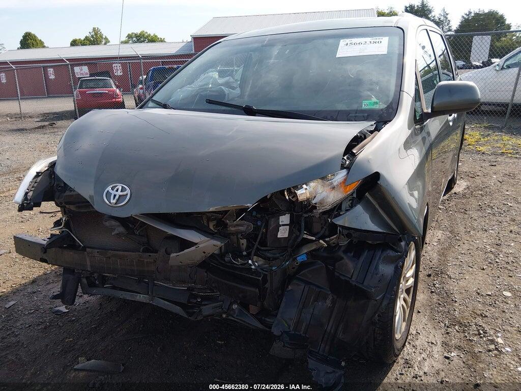 5TDYK3DC4ES504932 2014 TOYOTA SIENNA photo no. 6