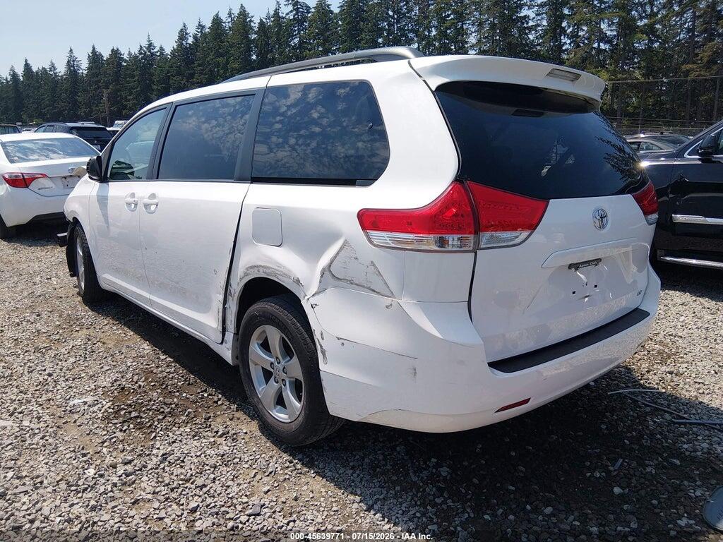 5TDKK3DC0ES414487 2014 TOYOTA SIENNA photo no. 3