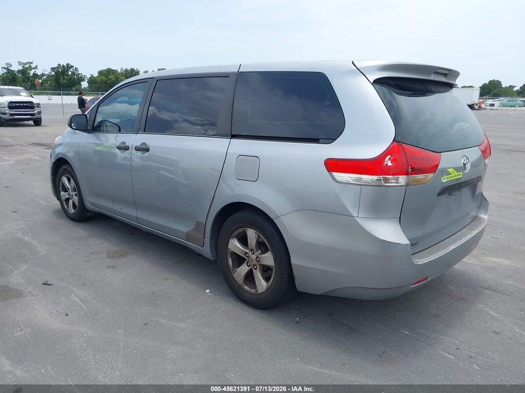 5TDZK3DC2ES486774 2014 TOYOTA SIENNA photo no. 3