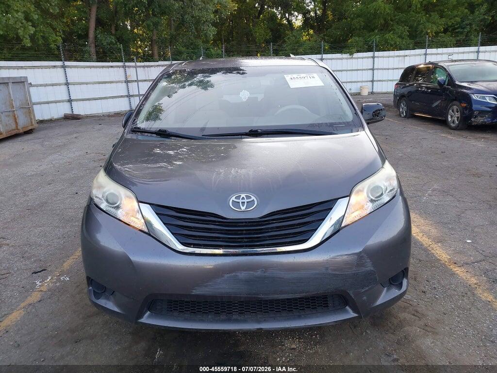 5TDKK3DC2ES501808 2014 TOYOTA SIENNA photo no. 12