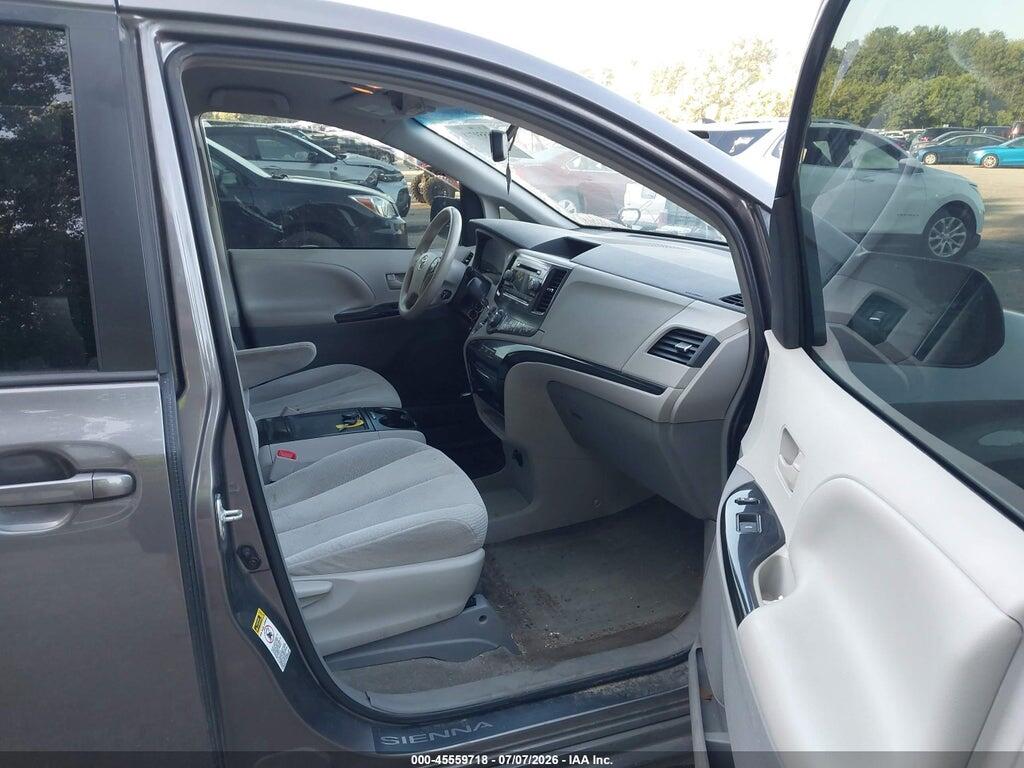5TDKK3DC2ES501808 2014 TOYOTA SIENNA photo no. 5