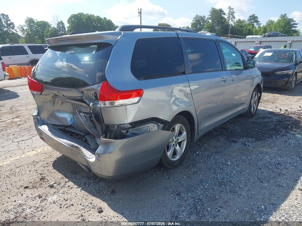 5TDKK3DC2ES414233 2014 TOYOTA SIENNA photo no. 4