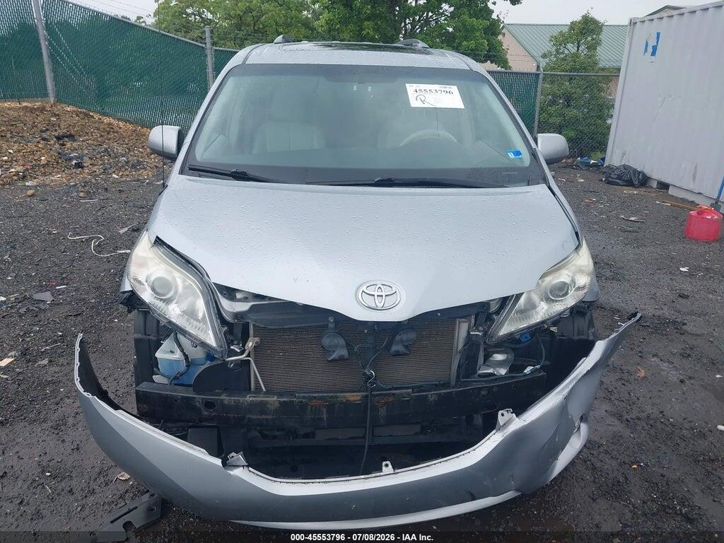 5TDDK3DC7ES090608 2014 TOYOTA SIENNA photo no. 6