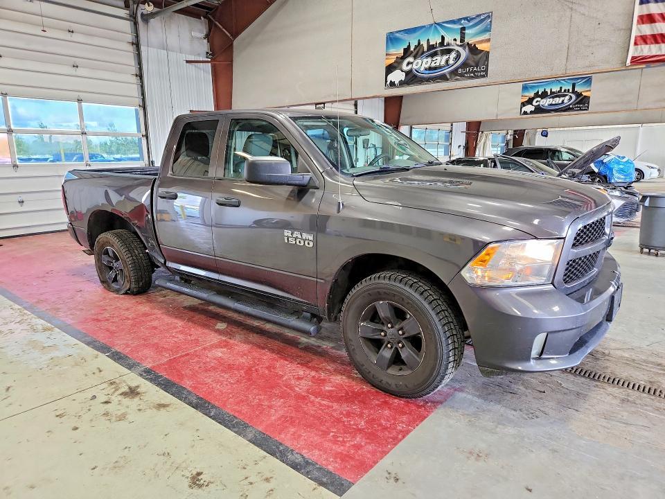 2017 RAM 1500 ST — Фото 4 из 12