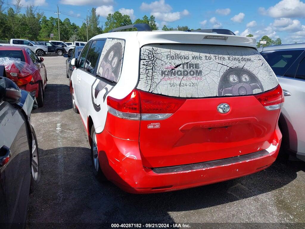5TDKK3DC9ES442806 2014 TOYOTA SIENNA photo no. 3