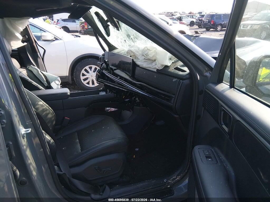 5NMP5DGL2SH128024 2025 HYUNDAI SANTA FE photo no. 5