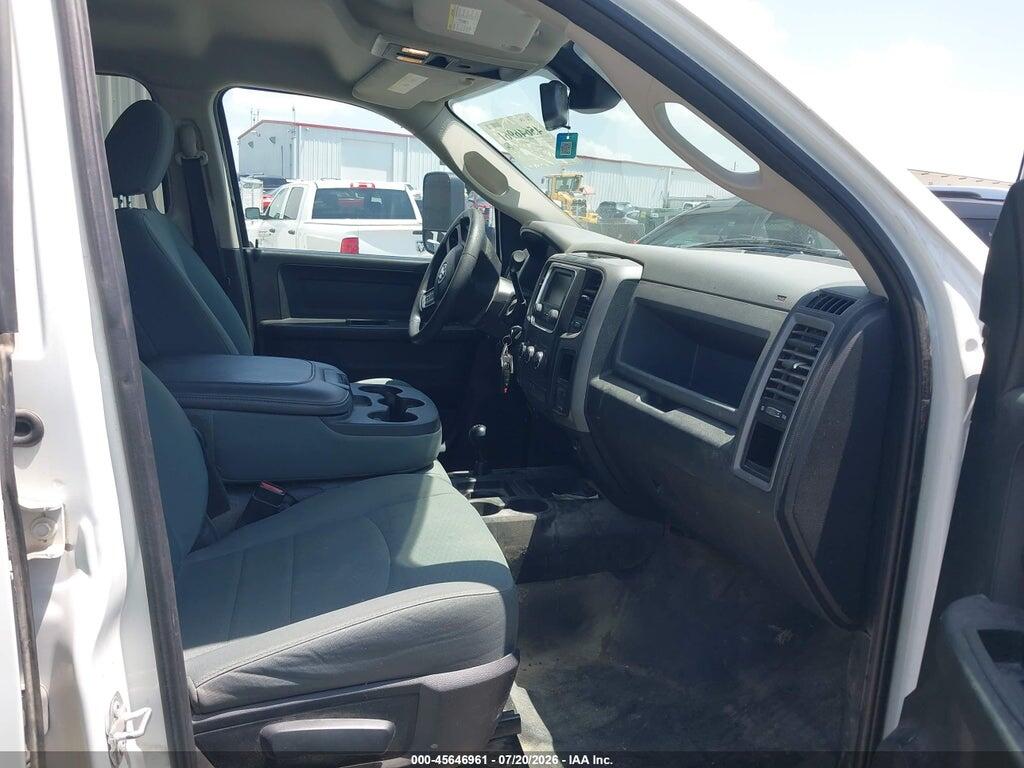 3C63RRGJ7GG332505 2016 RAM 3500 photo no. 5