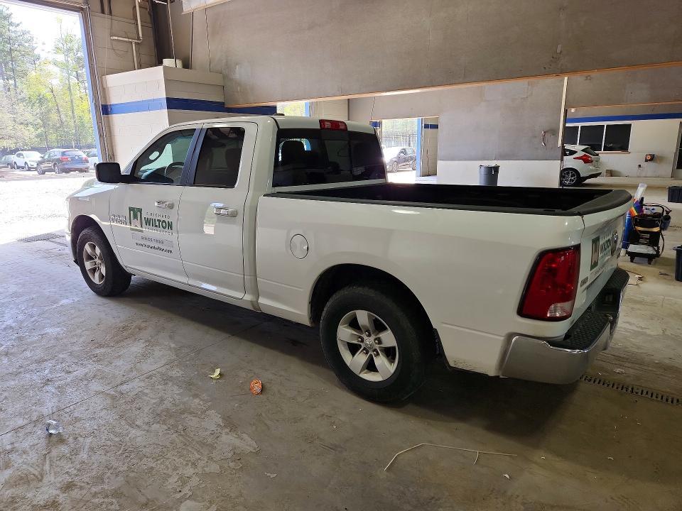 2017 RAM 1500 SLT — Фото 2 из 12
