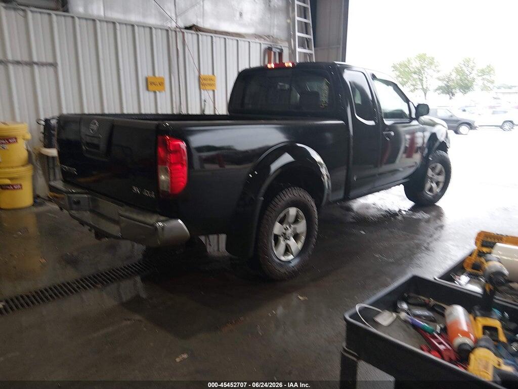1N6AD0CW4BC444537 2011 NISSAN FRONTIER photo no. 4