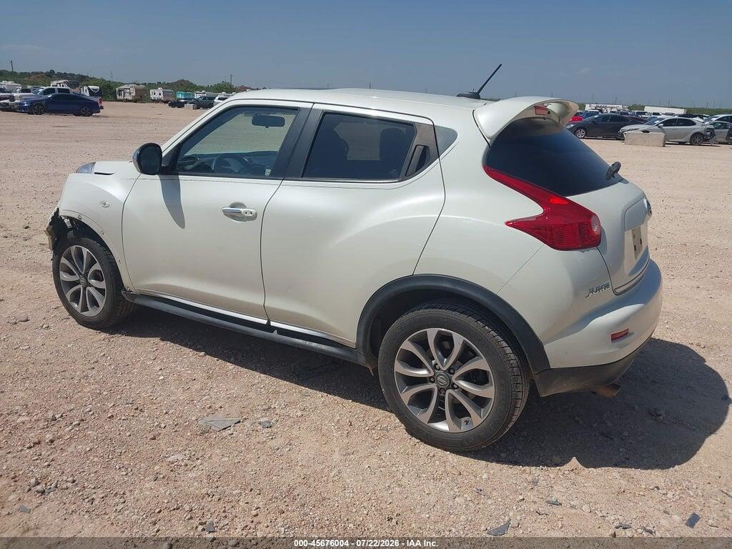JN8AF5MR6BT017643 2011 NISSAN JUKE photo no. 3