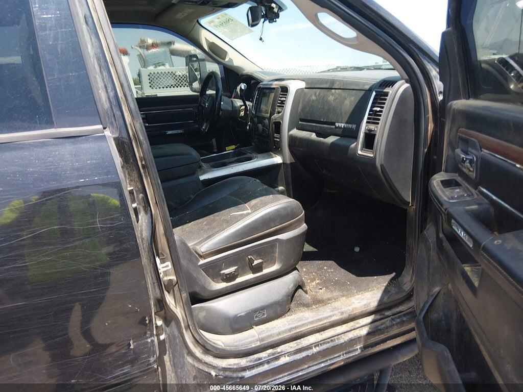 3C63R3ML5HG577761 2017 RAM 3500 photo no. 5