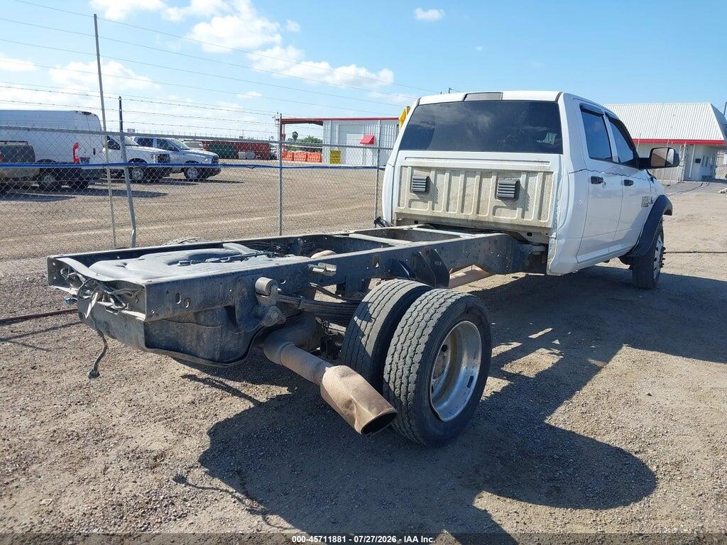 3C7WRMFL5HG520665 2017 RAM 5500 CHASSIS photo no. 4