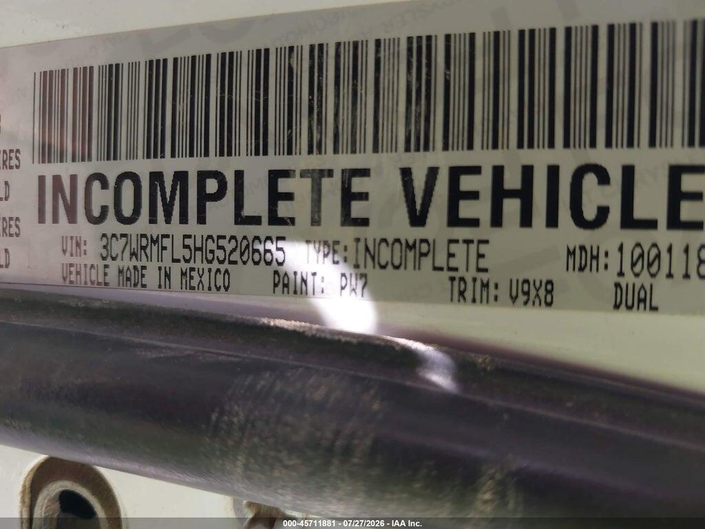 3C7WRMFL5HG520665 2017 RAM 5500 CHASSIS photo no. 8