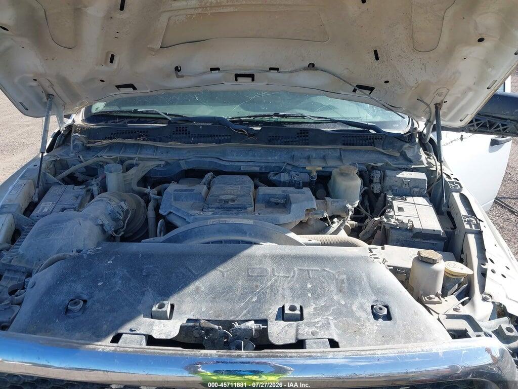 3C7WRMFL5HG520665 2017 RAM 5500 CHASSIS photo no. 9