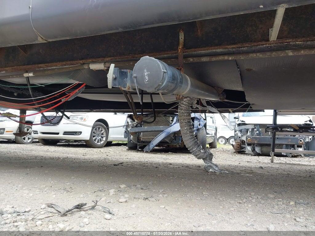 4X4FSBL22HU079960 2017 SALEM TRAVEL TRAILER photo no. 11