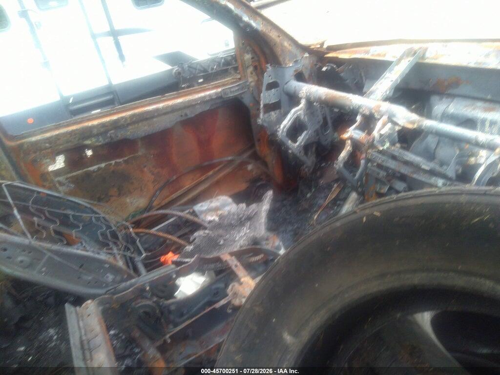3C7WRMDJ6GG306767 2016 RAM 5500 CHASSIS photo no. 5