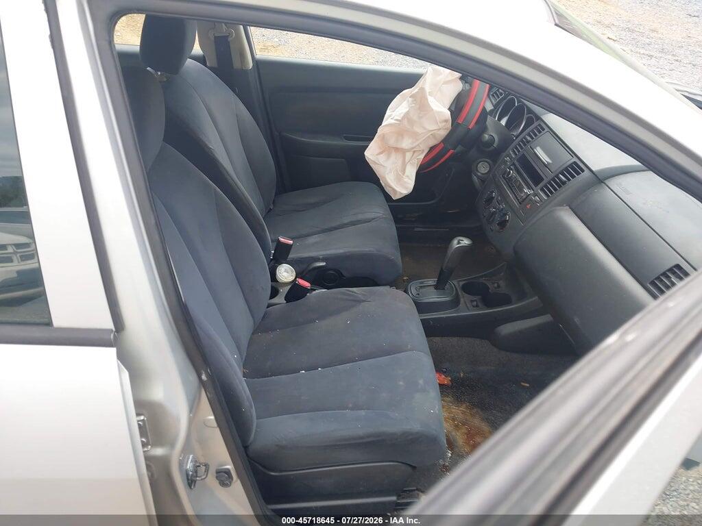 3N1CC1AP5BL372383 2011 NISSAN VERSA photo no. 5