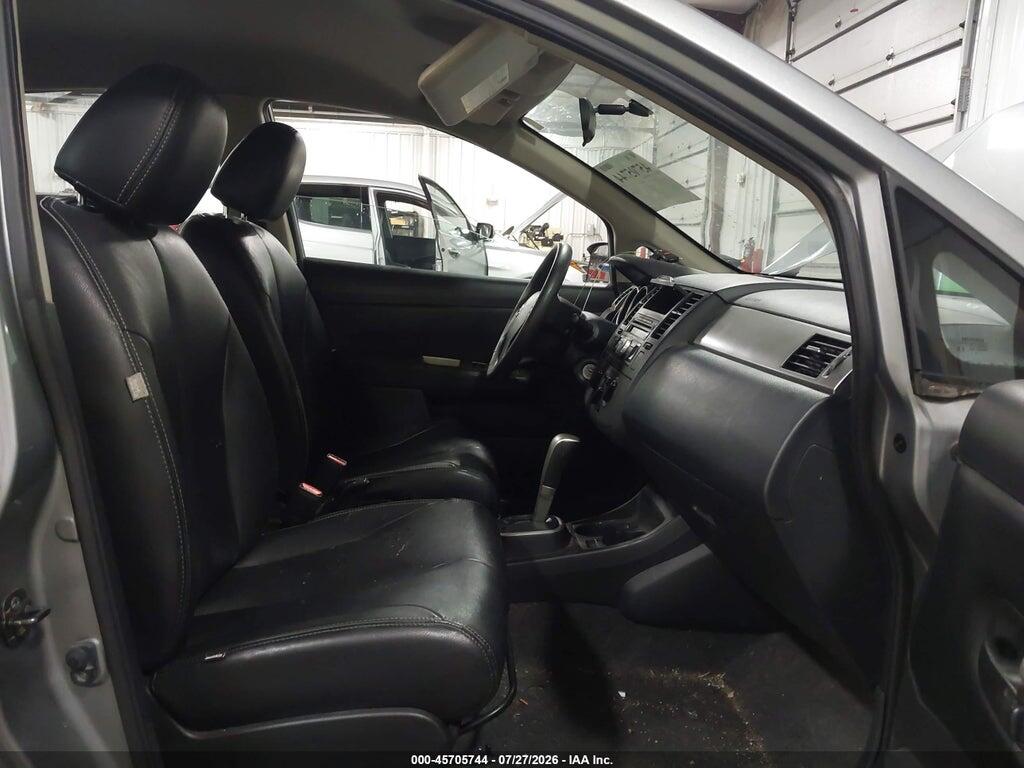 3N1BC1AP4BL423318 2011 NISSAN VERSA photo no. 5