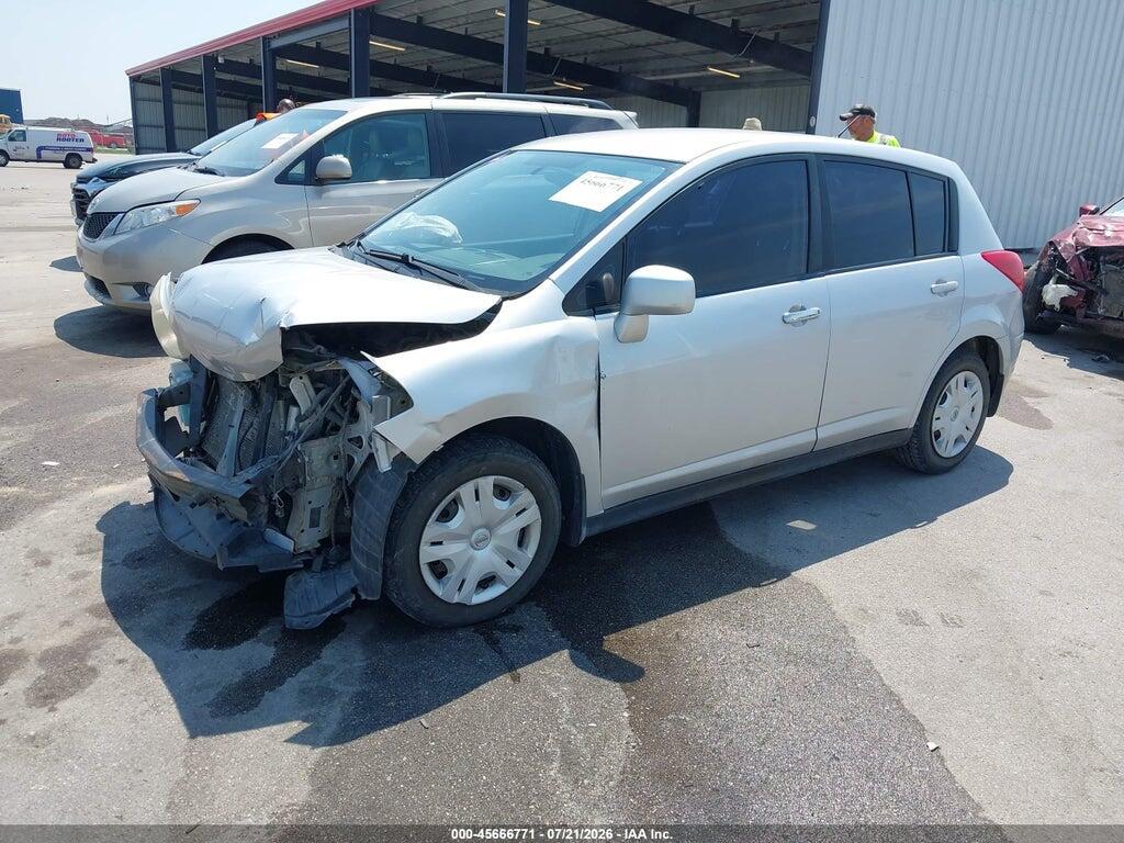 3N1BC1CPXBL498764 2011 NISSAN VERSA photo no. 2
