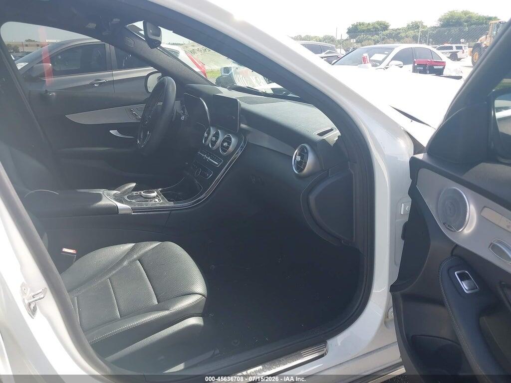 W1KWF8DB1MR652085 2021 MERCEDES-BENZ C 300 photo no. 5