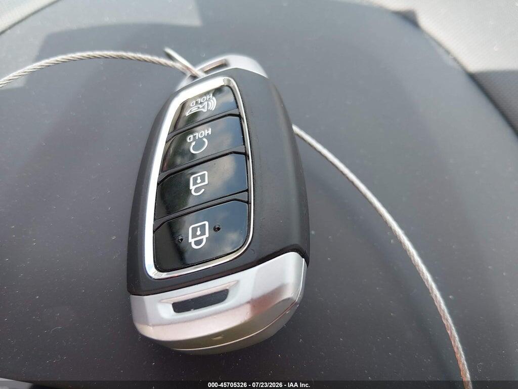 KMHRC8A34SU393689 2025 HYUNDAI VENUE photo no. 11