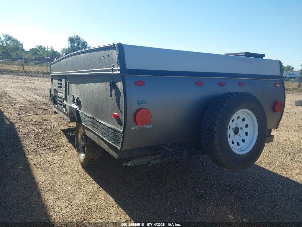 4X4CFM614JD304357 2018 FOREST RIVER 228 photo no. 3