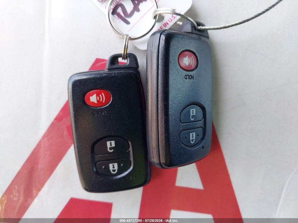 JTKJF5C79GJ015098 2016 SCION TC photo no. 11