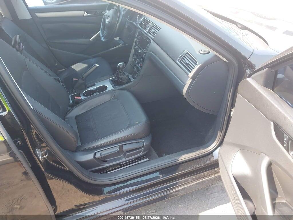 1VWBT7A3XEC074563 2014 VOLKSWAGEN PASSAT photo no. 5