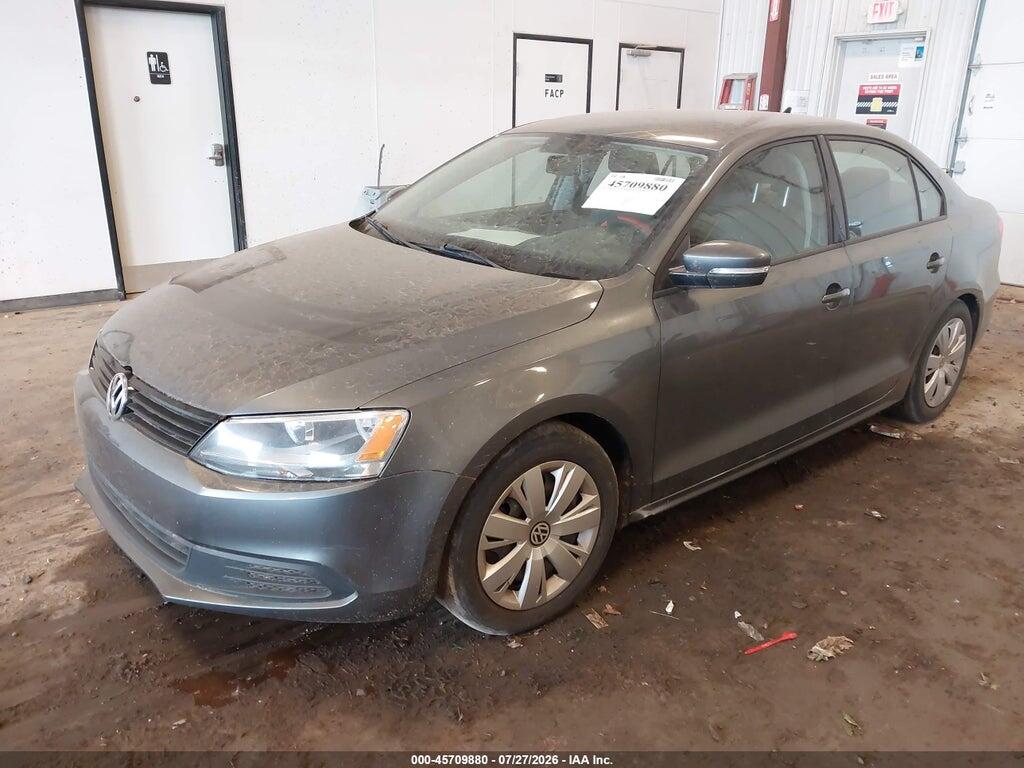 3VWD17AJ2EM238979 2014 VOLKSWAGEN JETTA photo no. 2