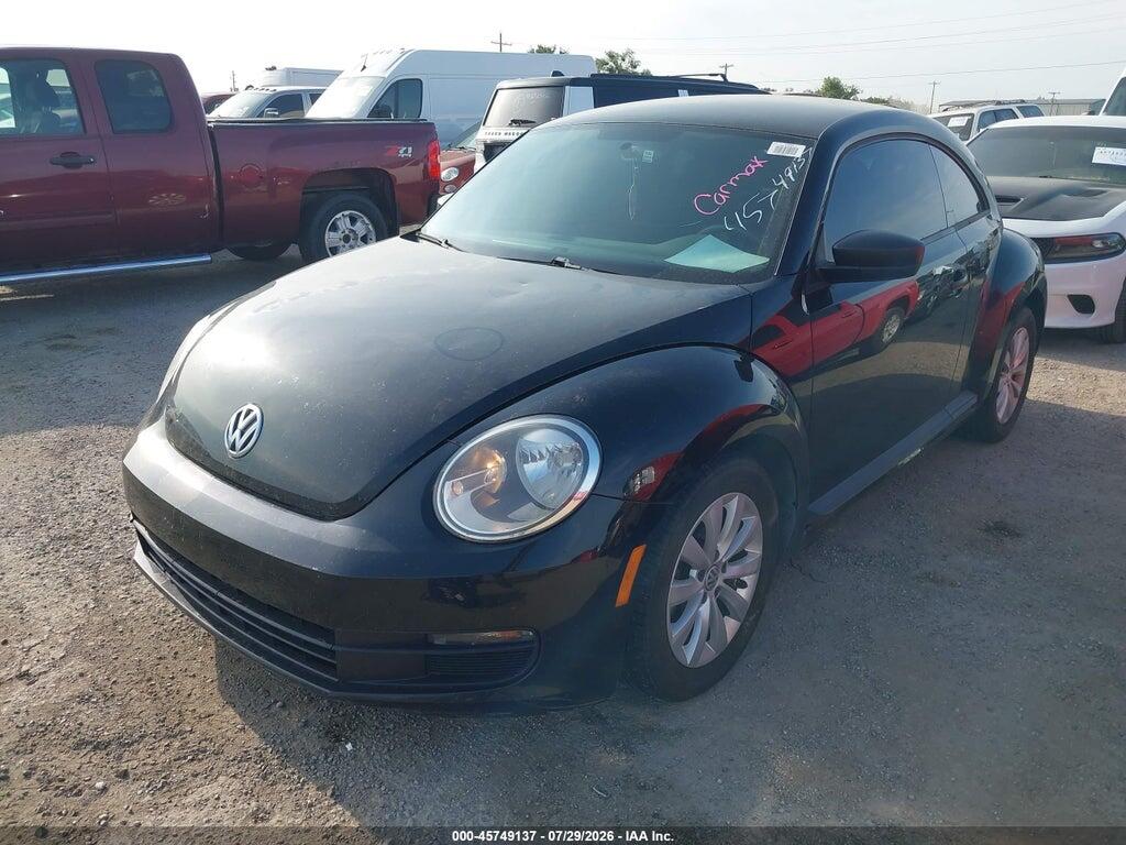 3VWF17AT9EM641674 2014 VOLKSWAGEN BEETLE photo no. 2
