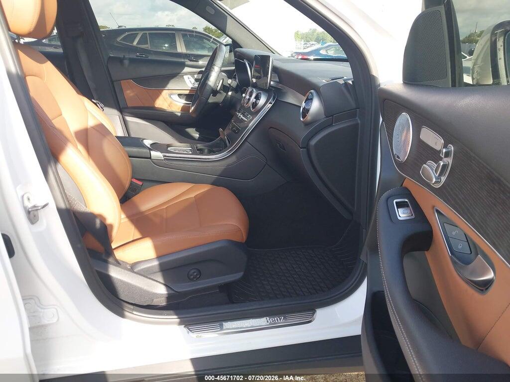 W1N0G8EB8MF896922 2021 MERCEDES-BENZ GLC 300 photo no. 5