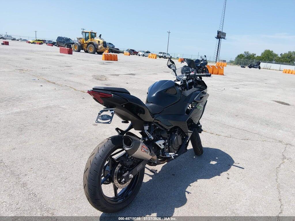 ML5EXGH15RDA29469 2024 KAWASAKI EX500 photo no. 4
