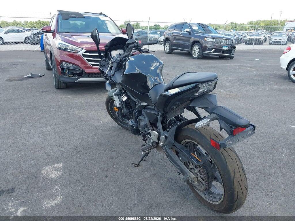 ML5EXEP14RDAD3272 2024 KAWASAKI EX650 photo no. 3