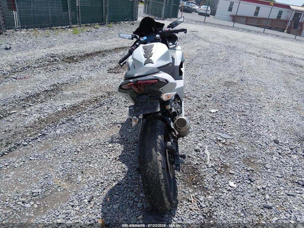 ML5EXGG19RDA08058 2024 KAWASAKI EX500 photo no. 6