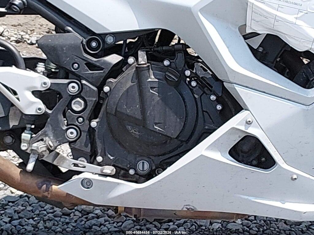 ML5EXGG19RDA08058 2024 KAWASAKI EX500 photo no. 8