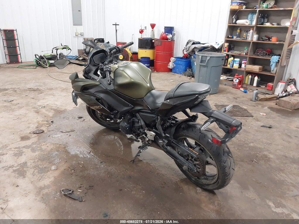 ML5EXEP19RDAB1459 2024 KAWASAKI EX650 photo no. 3