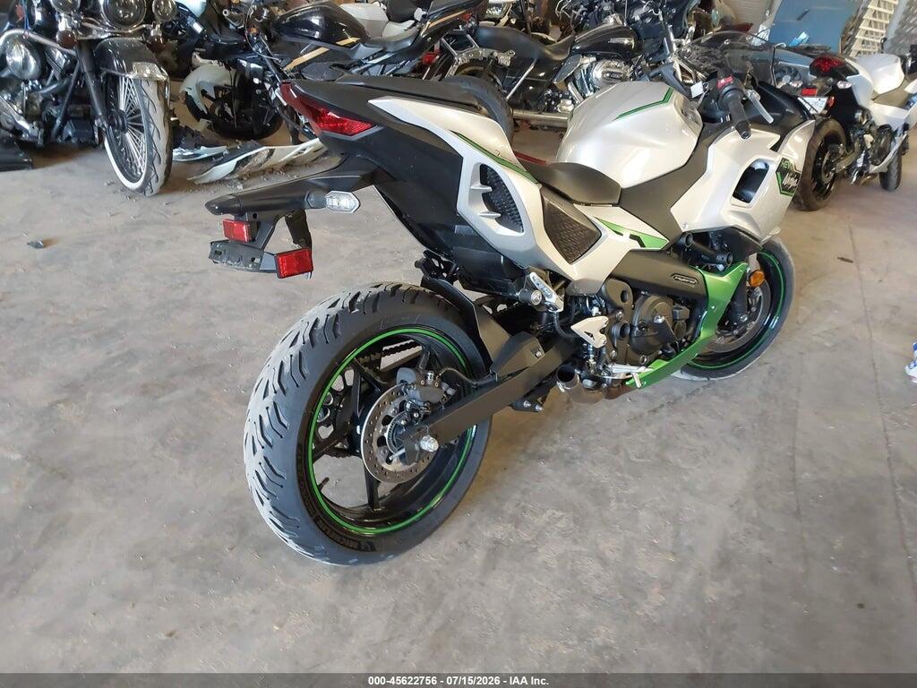 ML5CXGA14RDA04306 2024 KAWASAKI CX500 photo no. 4